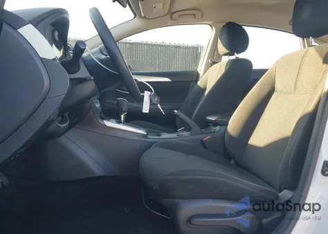 2018 Nissan Sentra S из США, поврежденный, VIN 3N1AB7AP6JY325152